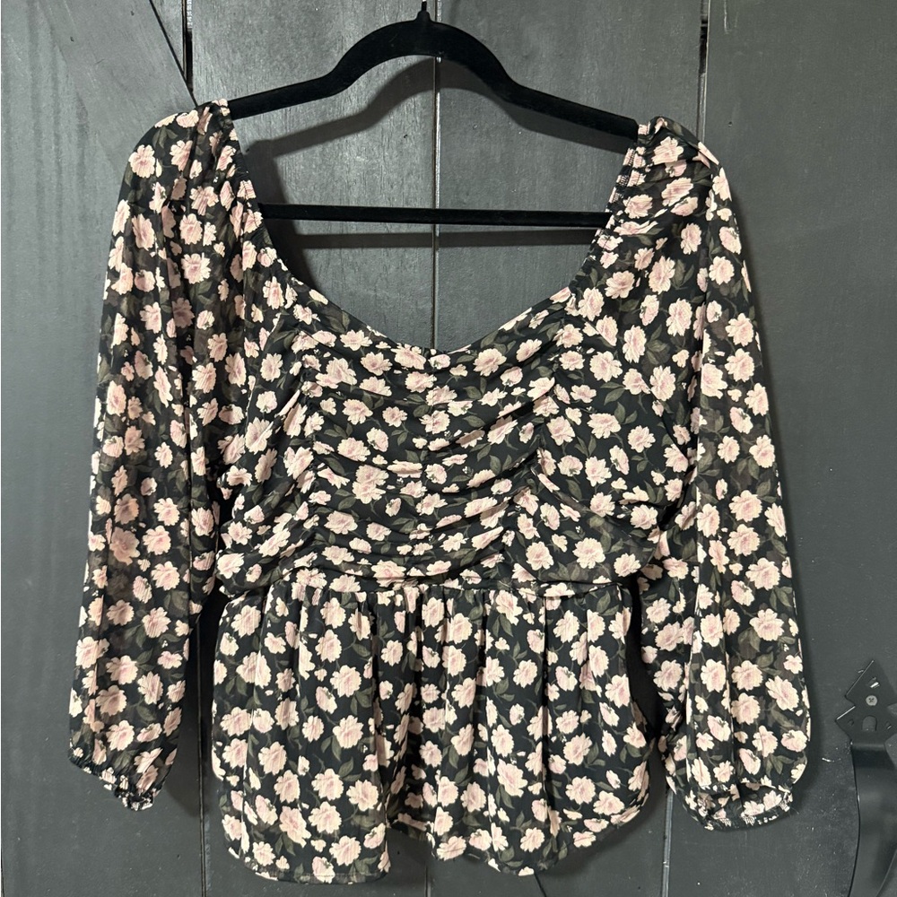 American Eagle Outfitters Black Blouse with Light Pink Floral Print